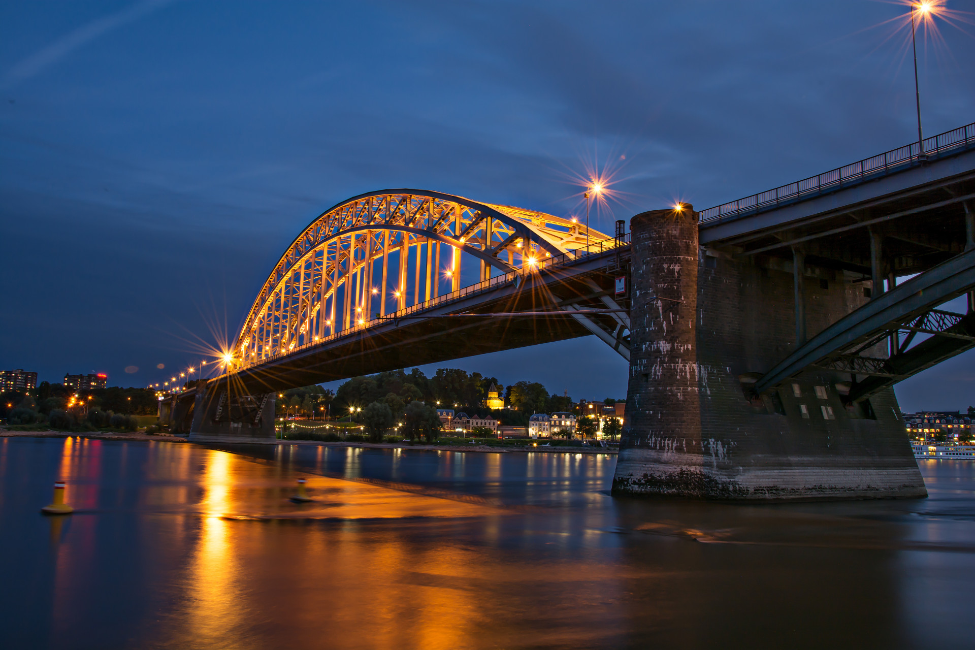 JDadvies brug bij nacht 230194078